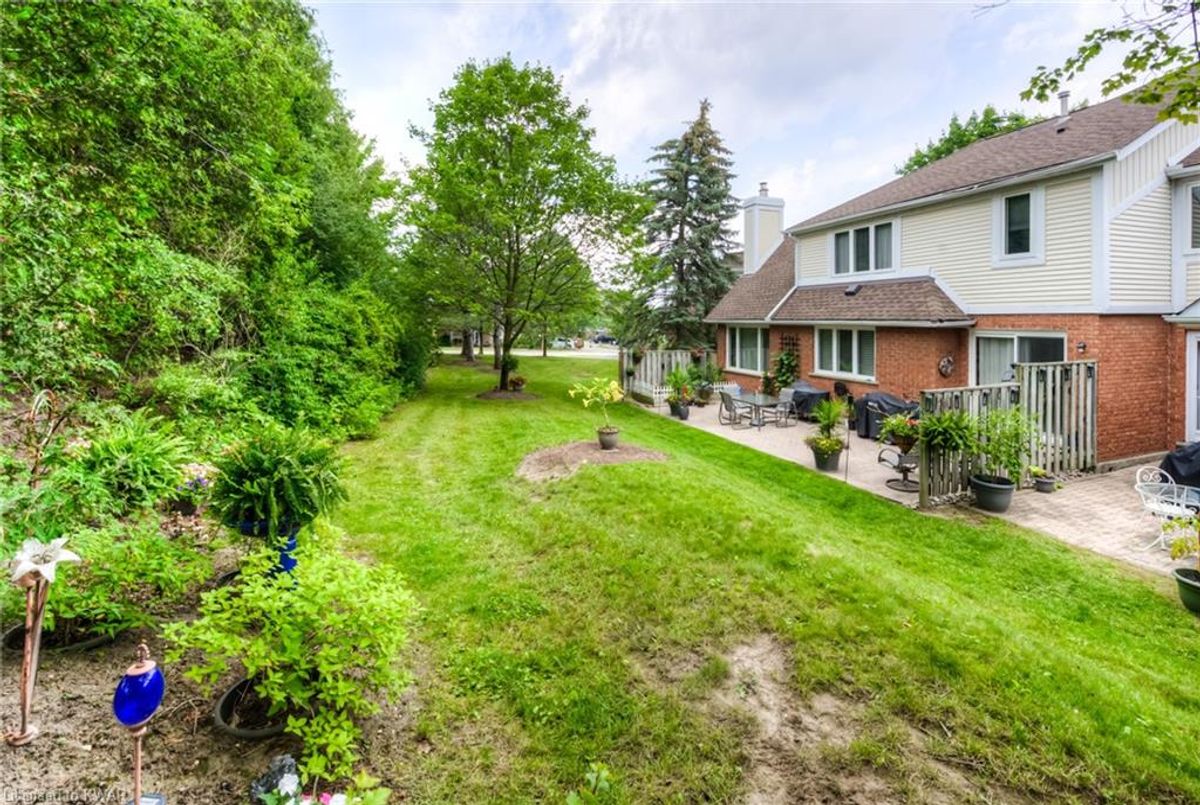 525 Beechwood Drive Waterloo RE/MAX Real Estate Centre Inc.