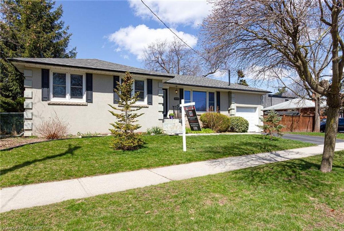 2063 Hixon Street Oakville RE/MAX Real Estate Centre Inc.