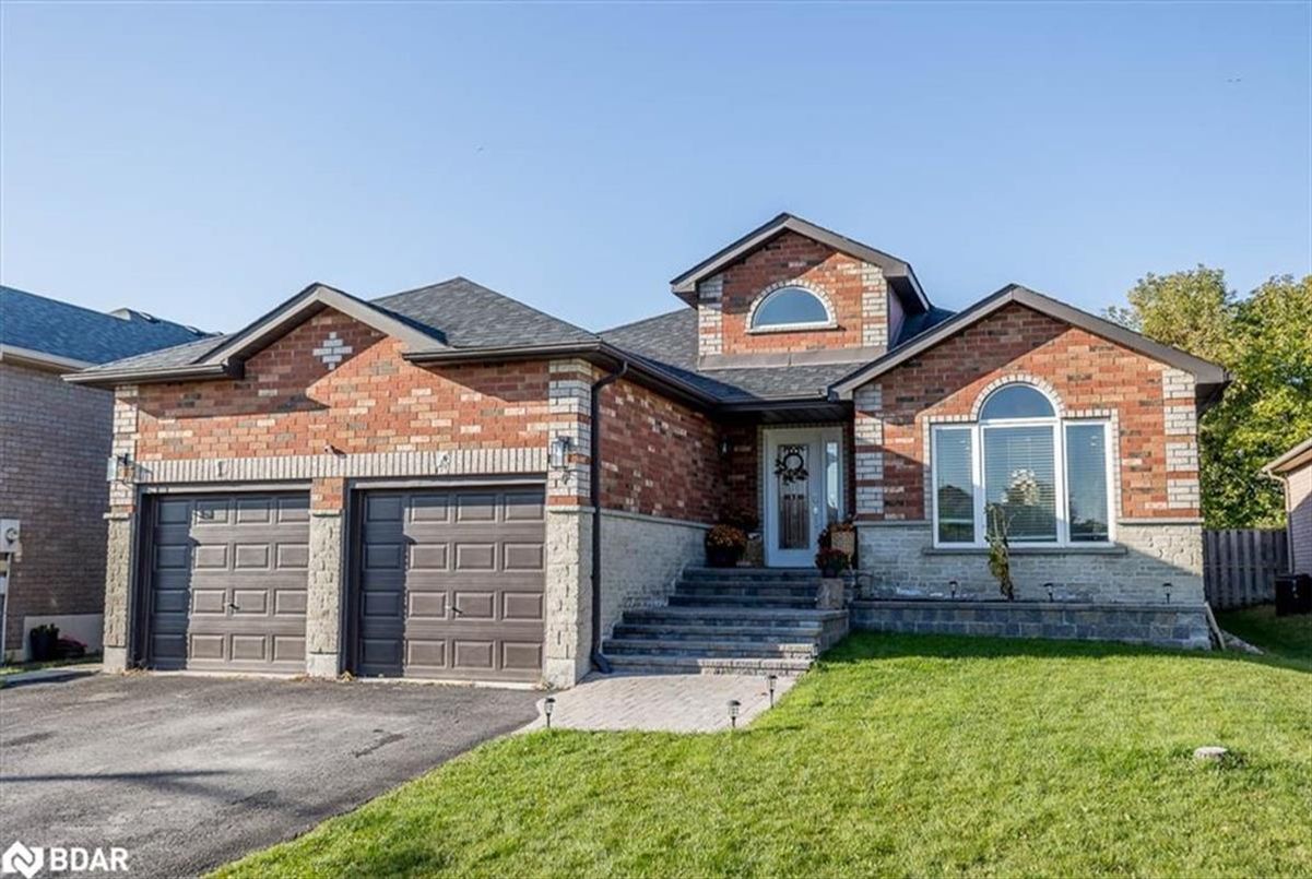 4 Mailey Lane Barrie | RE/MAX HALLMARK BROKERAGES