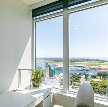 Condo 17 Bathurst St St  Toronto For Lease