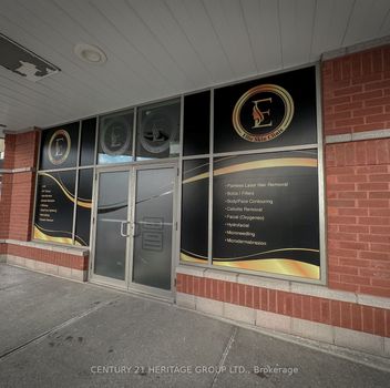  11860 Yonge St  Richmond Hill For Sale