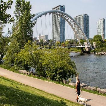 Condo 38 Annie Craig Dr  Etobicoke For Sale