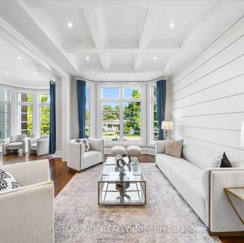 Single Family 29 Alderdale Cr  Toronto For Sale