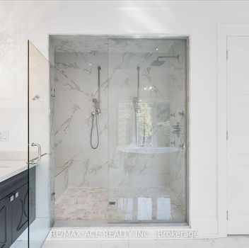 Single Family 29 Alderdale Cr  Toronto For Sale