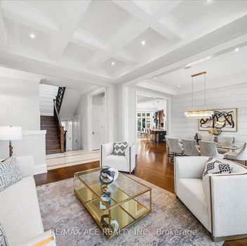 Single Family 29 Alderdale Cr  Toronto For Sale