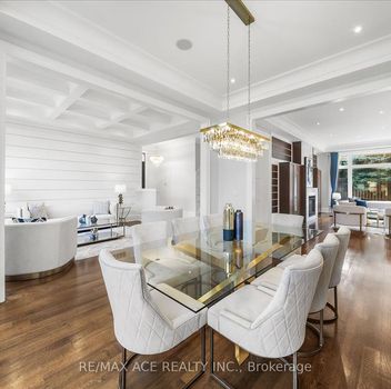 Single Family 29 Alderdale Cr  Toronto For Sale