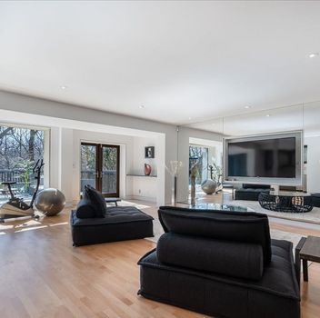Single Family 7  Douglas Cres  Toronto For Sale