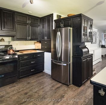Single Family 74 Metcalfe   Kingston For Sale