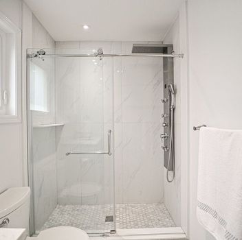 Single Family 431 Commonwealth Circle  Mississauga For Sale