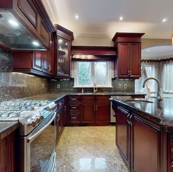 Single Family 142 Pemberton Rd  Richmond Hill For Sale
