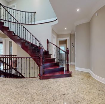 Single Family 142 Pemberton Rd  Richmond Hill For Sale