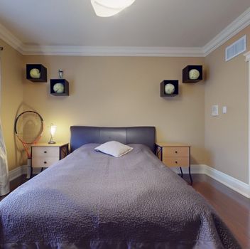 Single Family 142 Pemberton Rd  Richmond Hill For Sale