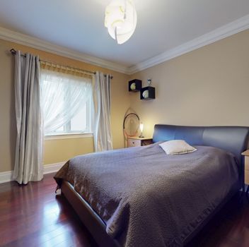Single Family 142 Pemberton Rd  Richmond Hill For Sale