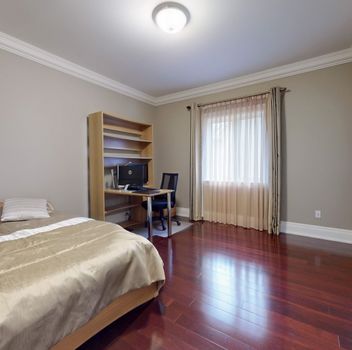 Single Family 142 Pemberton Rd  Richmond Hill For Sale