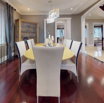 Single Family 142 Pemberton Rd  Richmond Hill For Sale