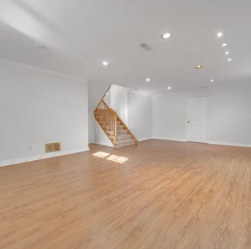 Single Family 26 Paultiel Drive  Toronto For Sale