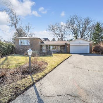 Single Family 26 Paultiel Drive  Toronto For Sale