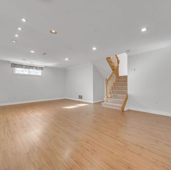 Single Family 26 Paultiel Drive  Toronto For Sale
