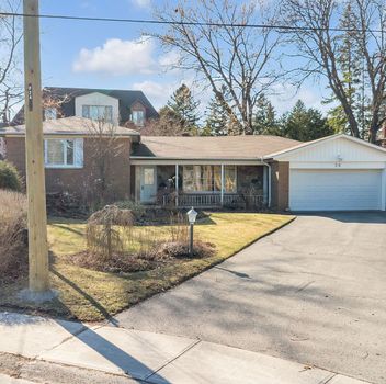 Single Family 26 Paultiel Drive  Toronto For Sale