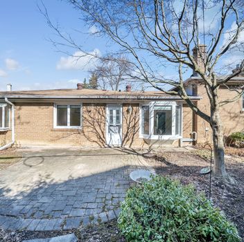 Single Family 26 Paultiel Drive  Toronto For Sale