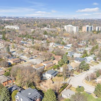 Single Family 26 Paultiel Drive  Toronto For Sale