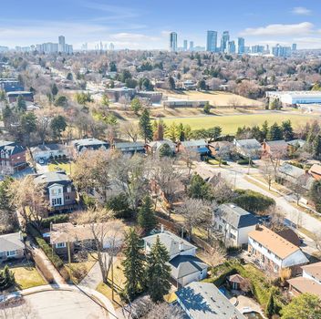 Single Family 26 Paultiel Drive  Toronto For Sale