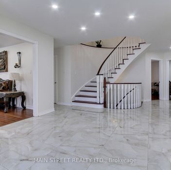 Single Family 898 Stonehaven Avenue  Newmarket For Sale