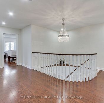 Single Family 898 Stonehaven Avenue  Newmarket For Sale