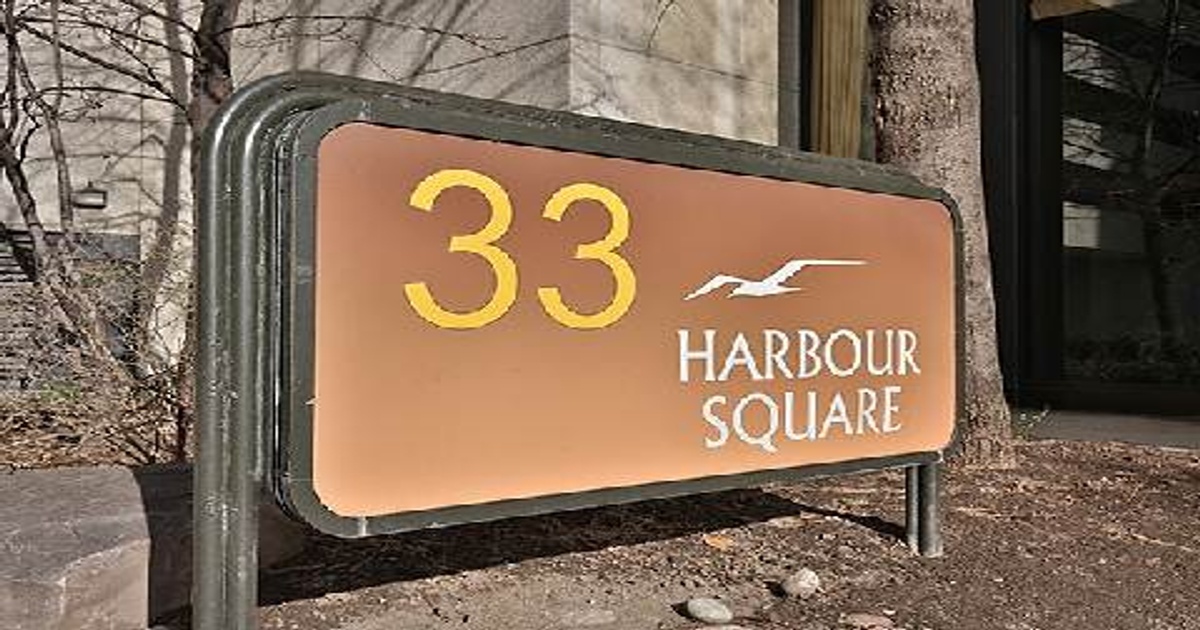 33 Harbour Sq Toronto