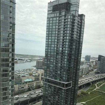 Condo 10 Navy Wharf Crct Toronto For Lease
