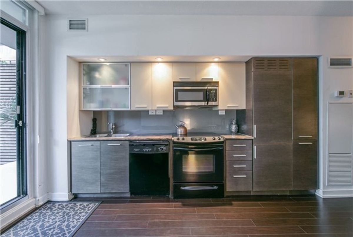 8 Telegram Mews Toronto Sold Tami