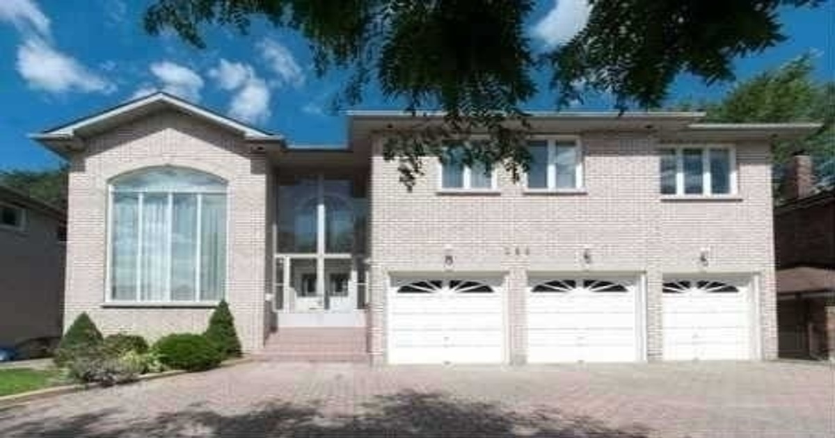 288 Dunview Ave Toronto