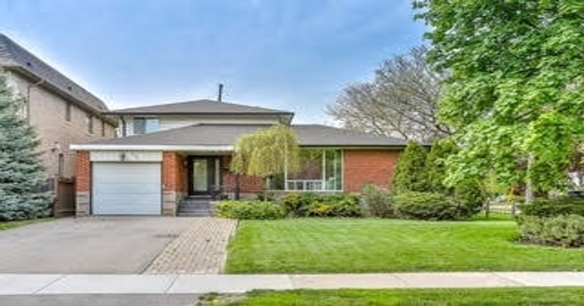562 Old Orchard Grve Toronto