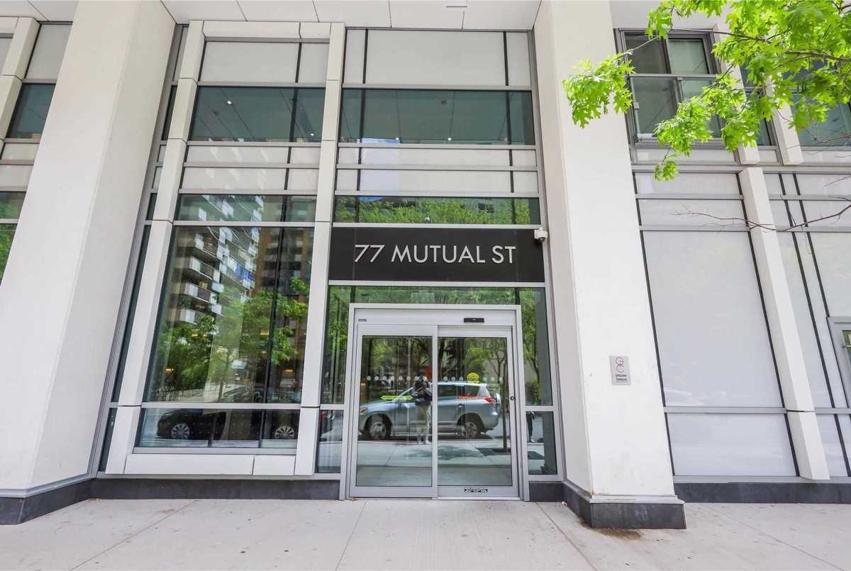 77 Mutual St Toronto AGENT ON DUTY