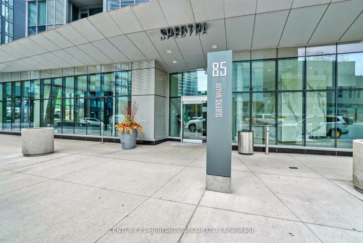 85 Queens Wharf Rd Toronto For Sale 