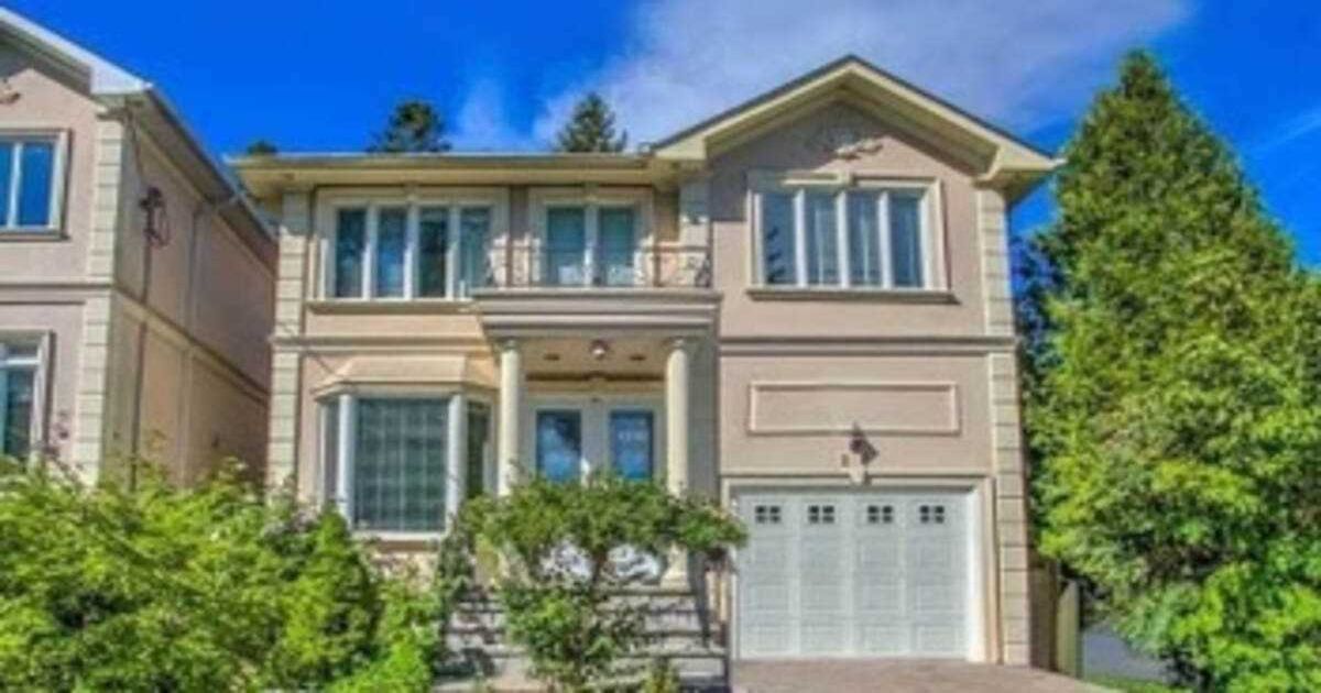 20 Maxome Ave Toronto