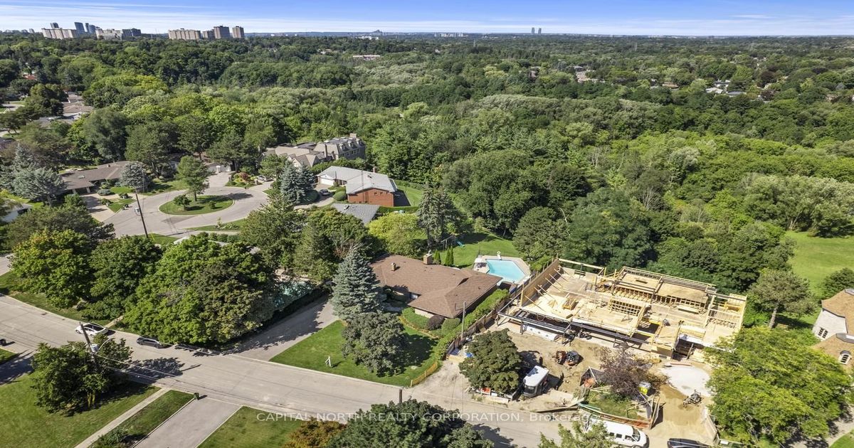 74 Forest Grove Dr Toronto