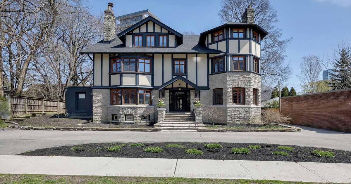 101 Admiral Rd Toronto