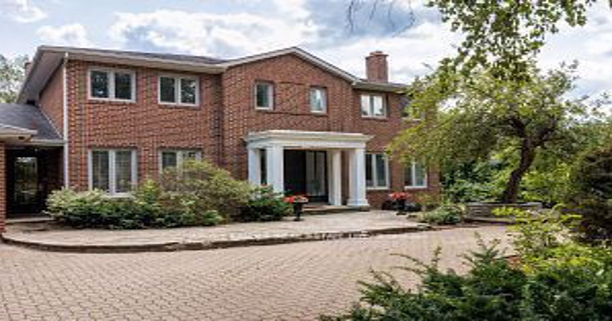 15 Old Colony Rd Toronto