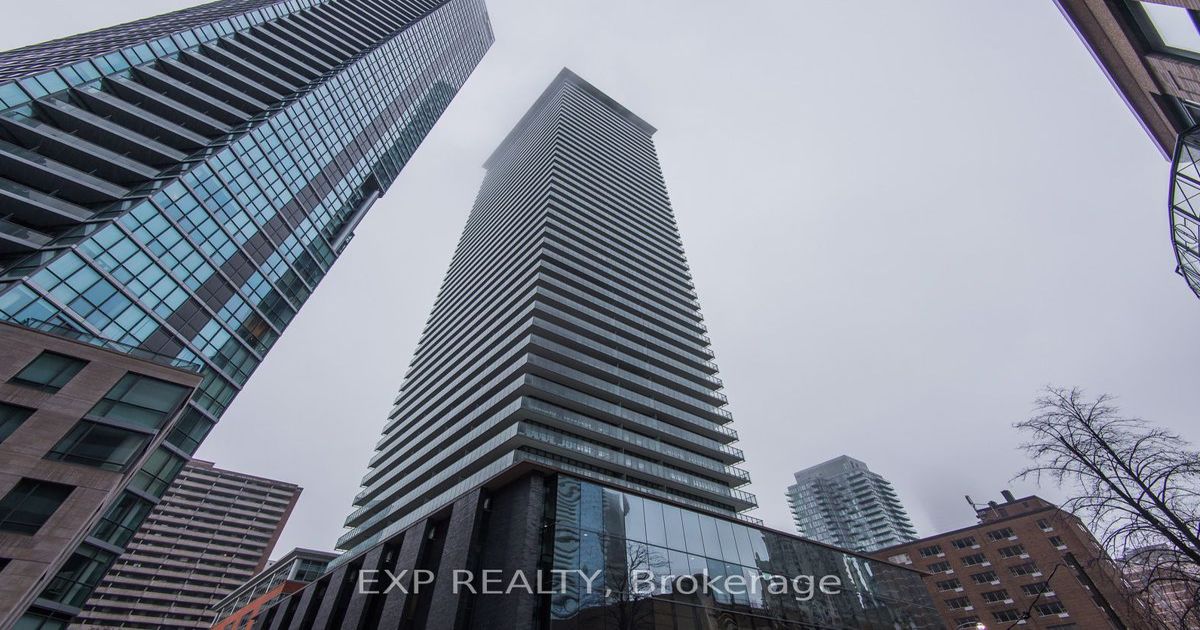 33 Charles St E Toronto