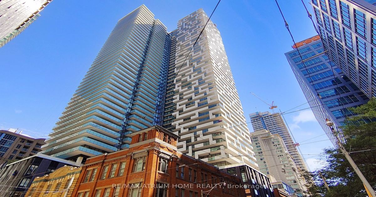 20 LOMBARD St Toronto