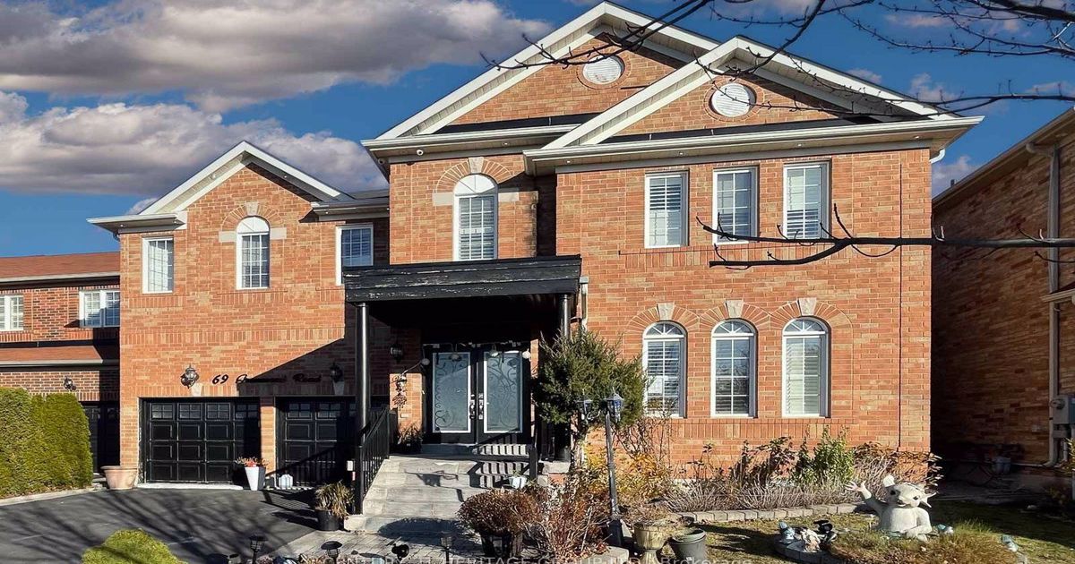 69 Greenwood Rd Whitchurch-Stouffville