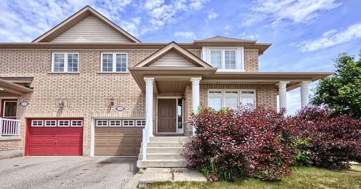 331 Spruce Grove Cres Newmarket