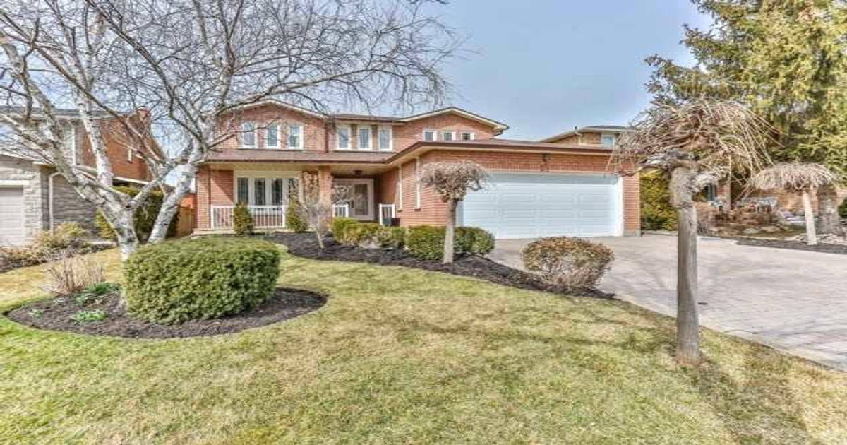 26 Whitetail Crt Vaughan