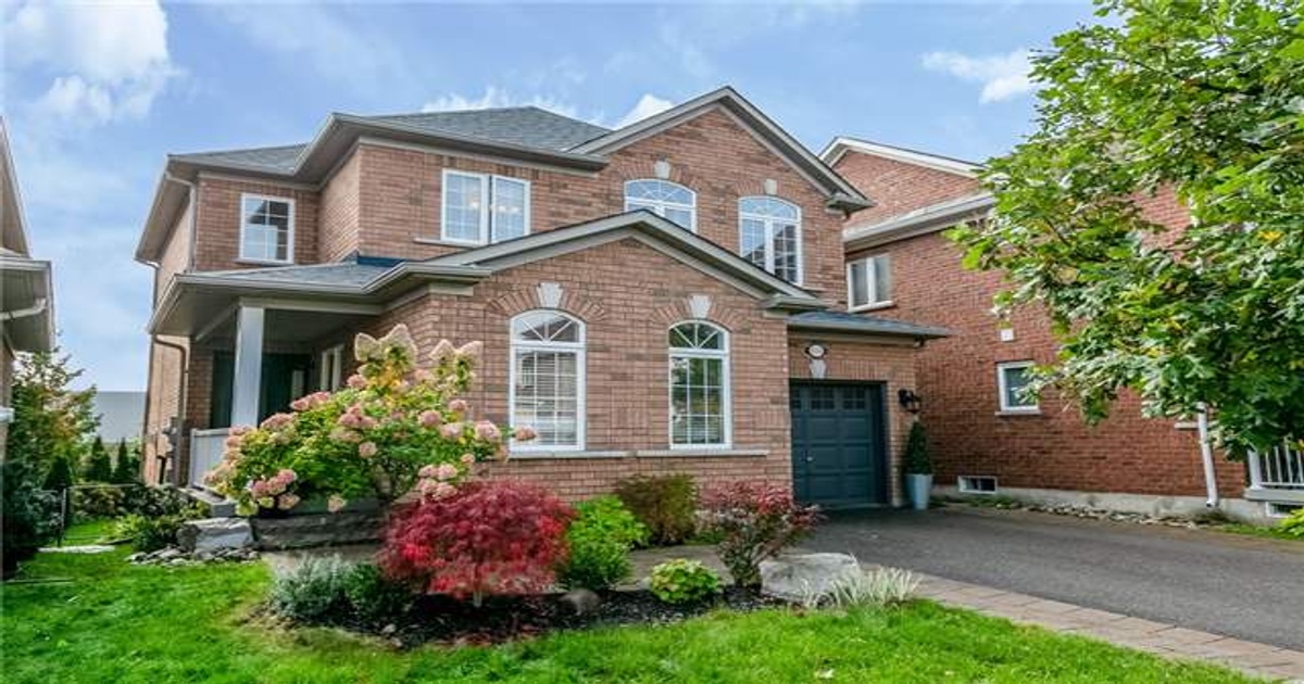 650 Society Cres Newmarket
