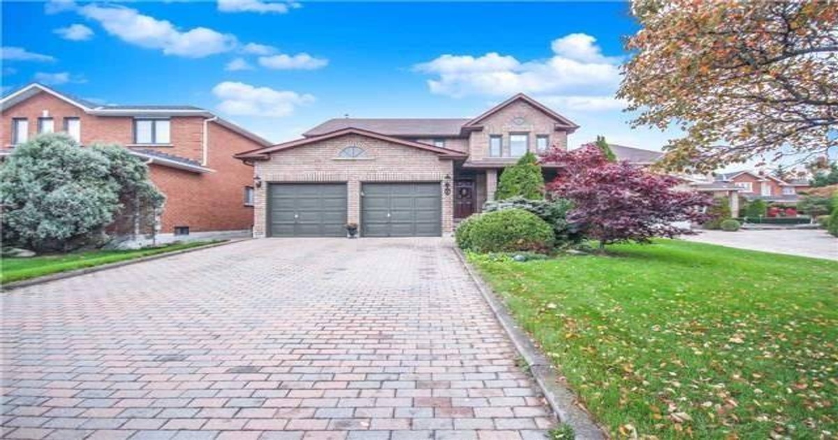 6 Anglesey Crt Richmond Hill