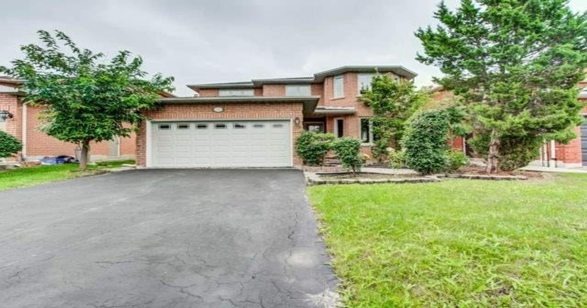 216 Andy Cres Vaughan