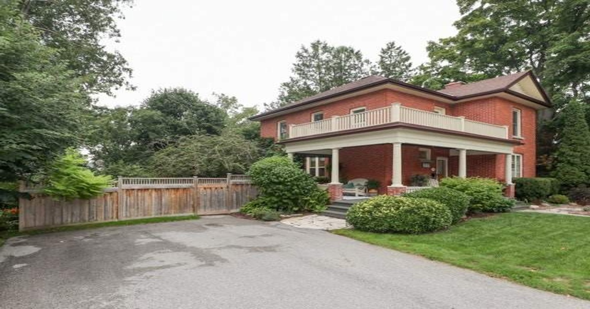 144 Lorne Ave Newmarket