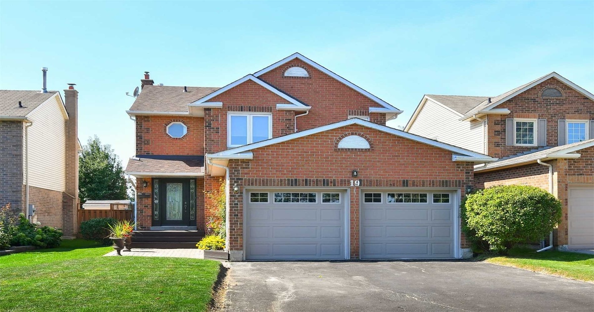 19 Peevers Cres Newmarket