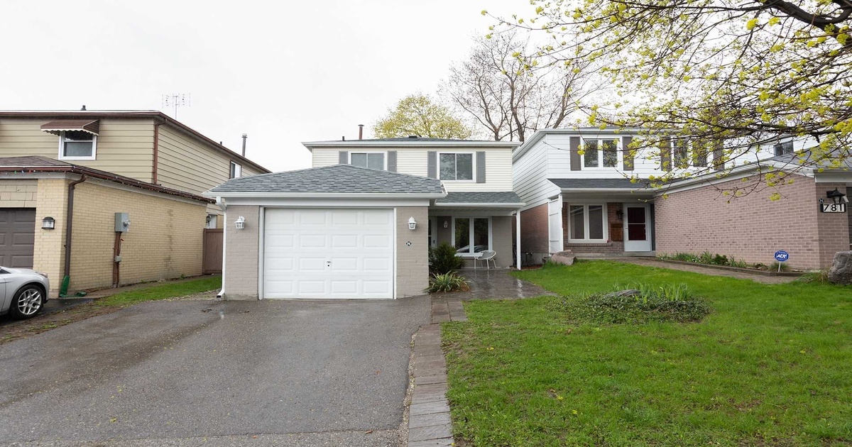 779 Pam Cres Newmarket